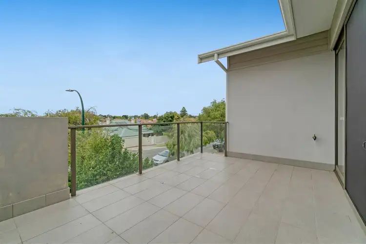 4/17 Leonard Street, Victoria Park WA 6100
