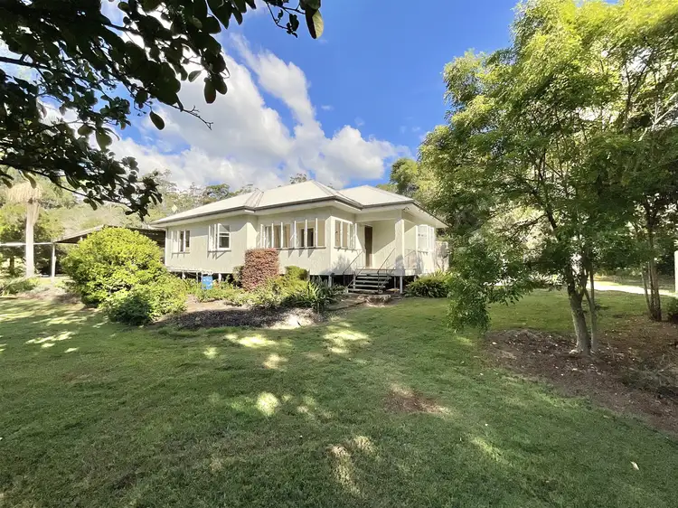 105 Ogilvie Rd, Blackbutt QLD 4314