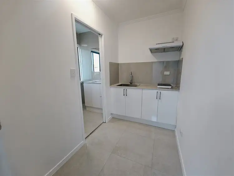 Second view of Homely house listing, 4 Everett Street, Upper Mount Gravatt QLD 4122