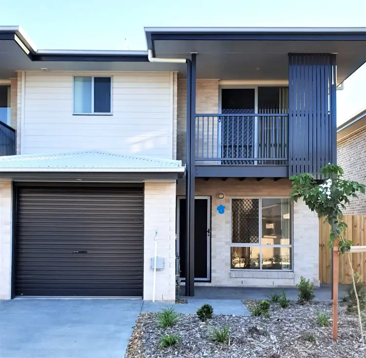8 Casey St, Caboolture South QLD 4510