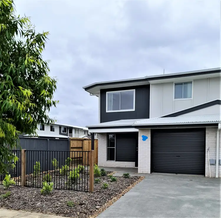 8 Casey St, Caboolture South QLD 4510