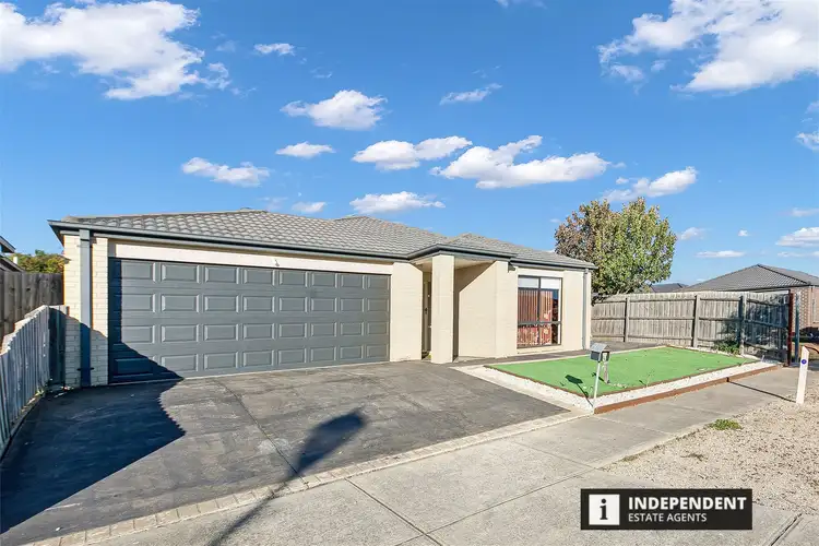 Second view of Homely house listing, 4 Crestwood Way, Brookfield VIC 3338