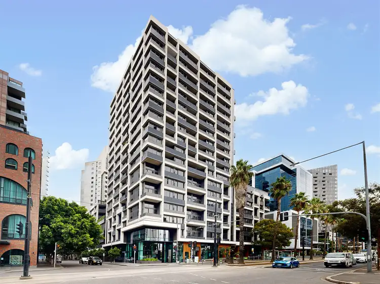 1008/387 Docklands Drive