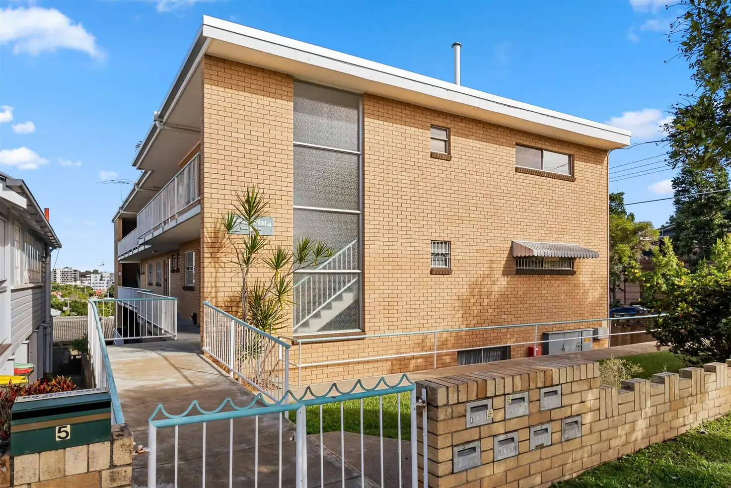 Main view of Homely unit listing, 1/1 Dowar Street, Coorparoo QLD 4151