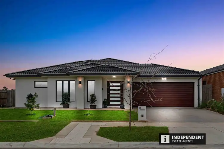 44 Linacre Crescent, Melton South VIC 3338