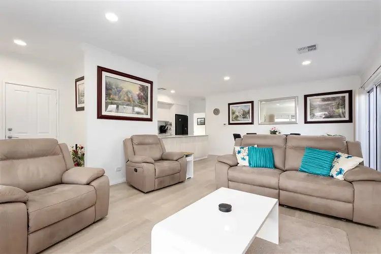 30 Muirfield Loop, Gnangara WA 6077