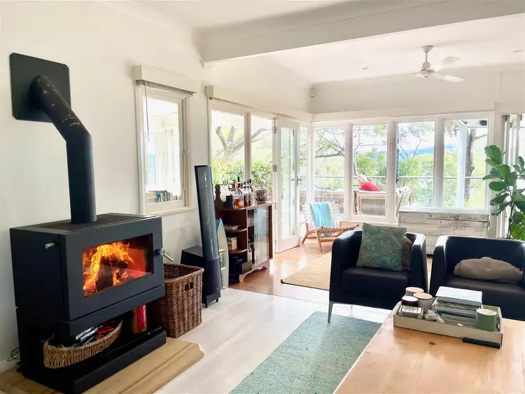 8 Hilltop Rd, Avalon Beach NSW 2107