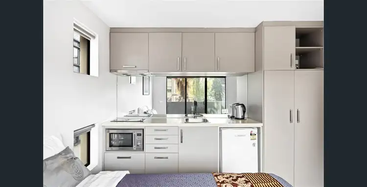 3 Studley Park Rd, Kew VIC 3101
