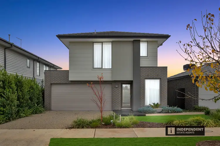 8 Penver Drive, Cobblebank VIC 3338