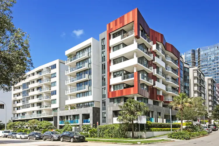 801/51 Hill Road, Wentworth Point NSW 2127
