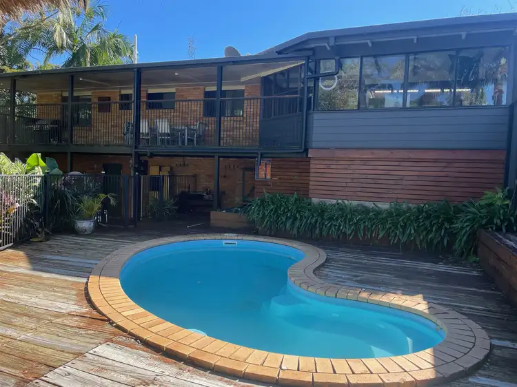 4 Pease Blossom Street, Coes Creek QLD 4560