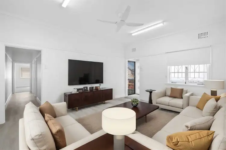 Second view of Homely house listing, 25 Maynard Street, Woolloongabba QLD 4102