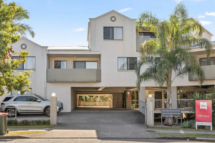4/16 Jellicoe Street, Coorparoo QLD 4151