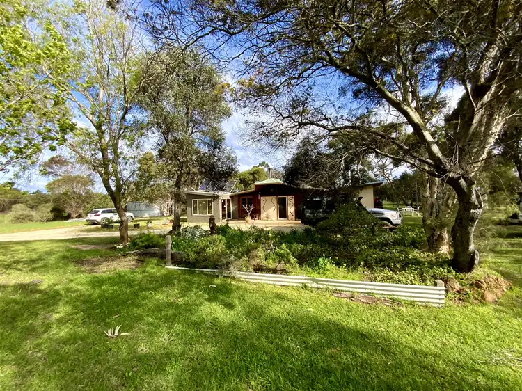 17 Knapp, Youngs Siding WA 6330
