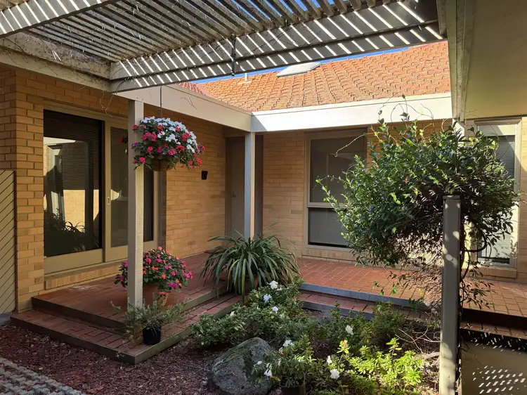 1 Cosham St, Brighton VIC 3186