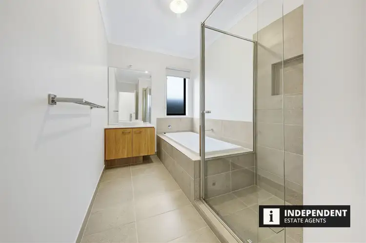 Sixth view of Homely house listing, 8 Downley Loop, Strathtulloh VIC 3338