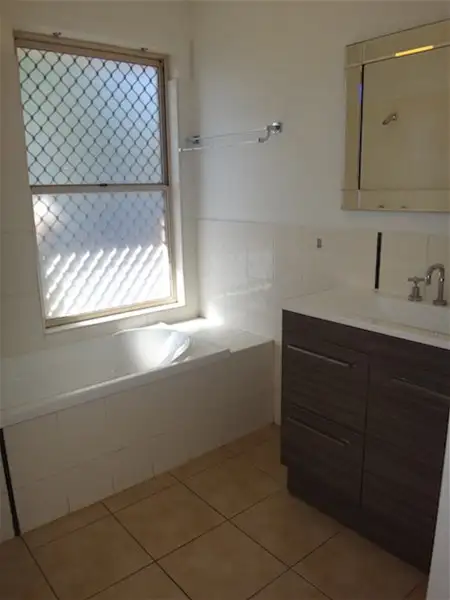 Sixth view of Homely unit listing, 8/185 Bedford Road, Andergrove QLD 4740