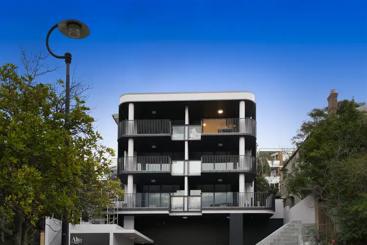 303/28 Lower Clifton Terrace, Red Hill QLD 4059