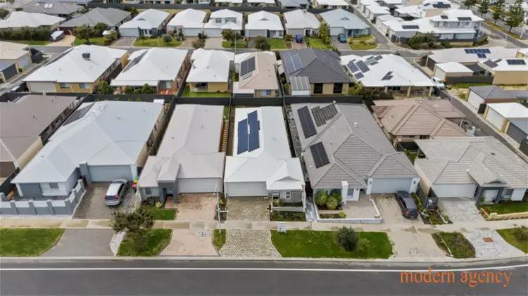 Main view of Homely house listing, 33 Marlinspike Boulevard, Jindalee WA 6036