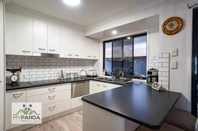 Fourth view of Homely villa listing, 7/8 Spinnaker Drive, Sandstone Point QLD 4511