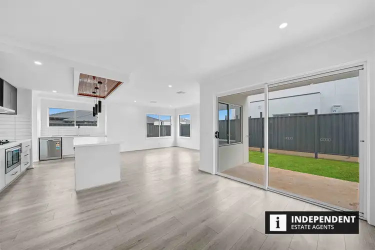 Fourth view of Homely house listing, 2 Leeton Street, Cobblebank VIC 3338