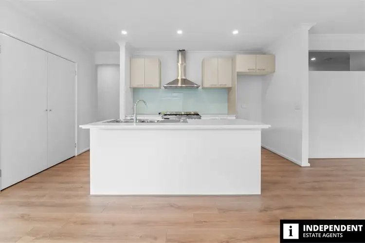 Seventh view of Homely house listing, 4 Solera street, Brookfield VIC 3338
