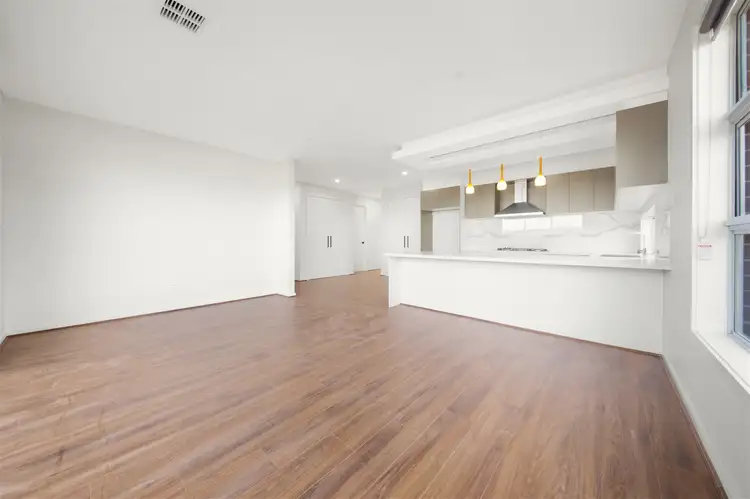 Sixth view of Homely house listing, 22 Ravenscraig Drive, Strathtulloh VIC 3338