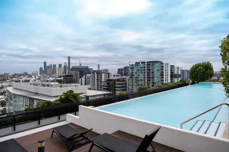 1208/70 Longland Street, Newstead QLD 4006