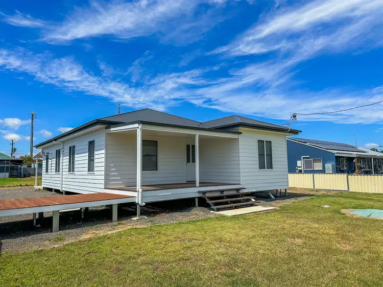 55 Barawell Street, Wallangarra QLD 4383