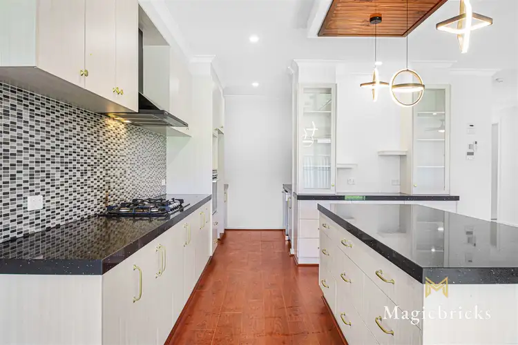 Fourth view of Homely house listing, 3 BRACKNELL CRESCENT, Strathtulloh VIC 3338