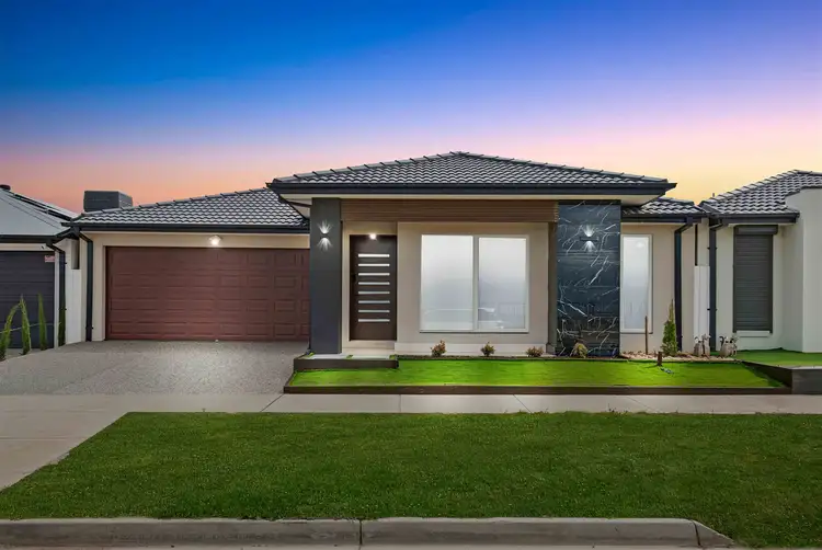 66 Yellowstone Drive, Truganina VIC 3029