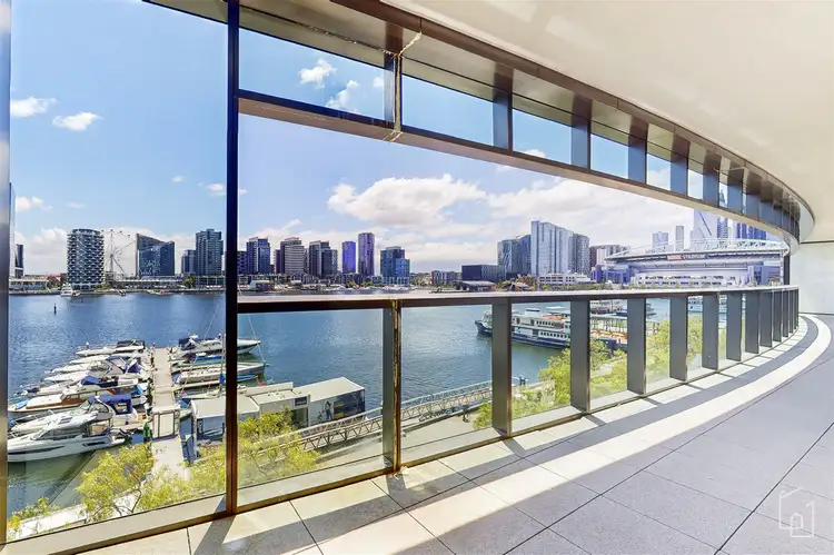 32/8 Waterside Place, Docklands VIC 3008