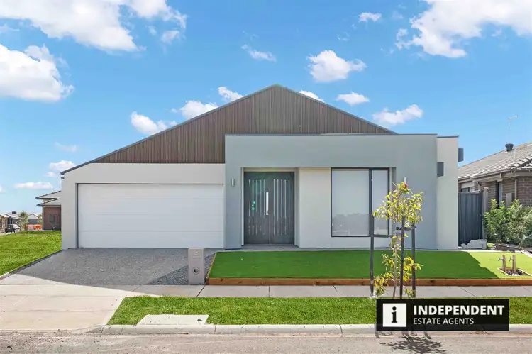 34 Birkdale Way, Weir Views VIC 3338