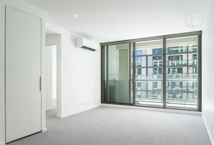 704E/888 Collins Street