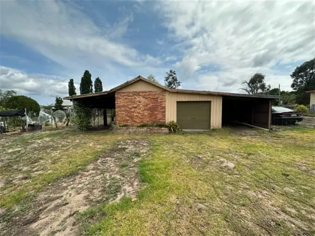 4 Curr Road, Ballandean QLD 4382