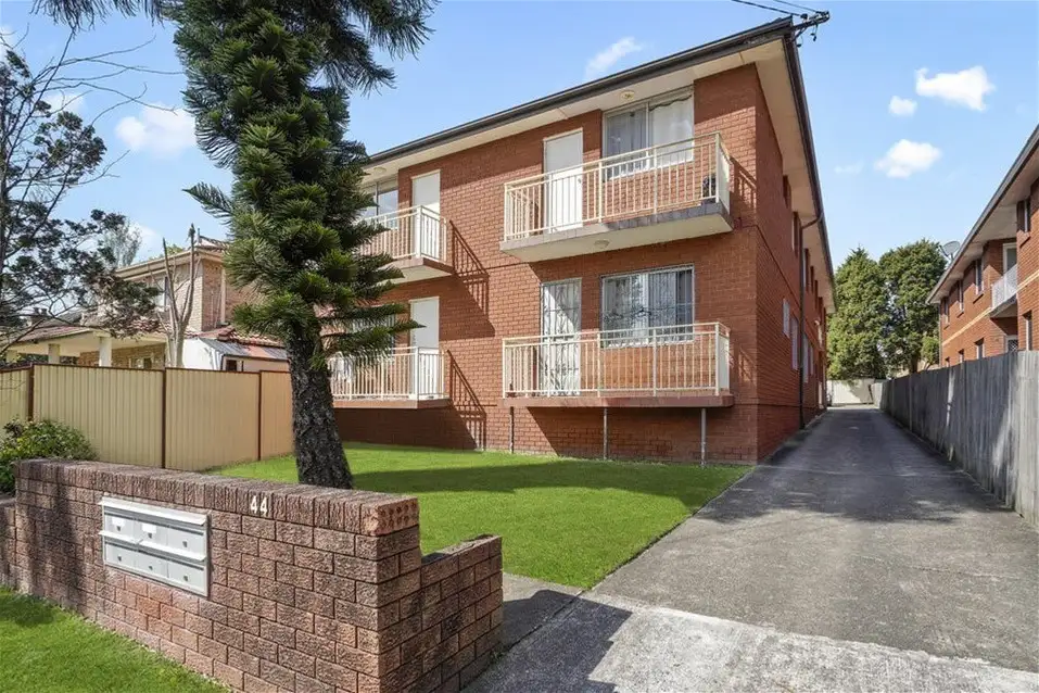 Main view of Homely unit listing, 4/44 Lucerne Street, Belmore NSW 2192