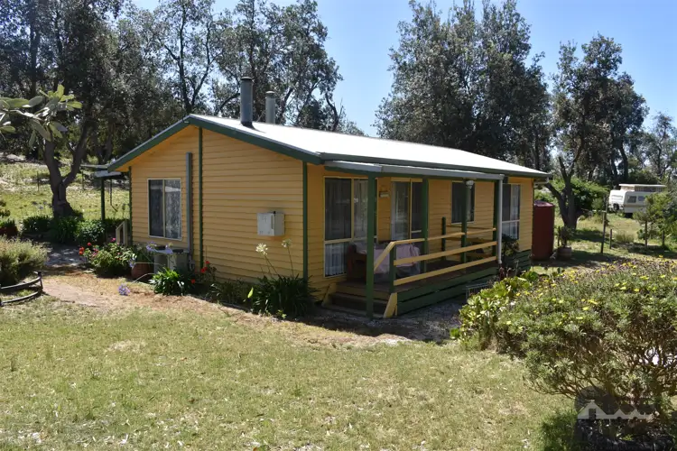 100 Ti Tree Drive, Golden Beach VIC 3851