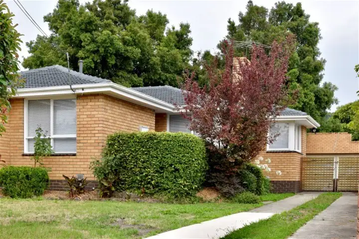 12 Mcmahons Rd, Ferntree Gully VIC 3156