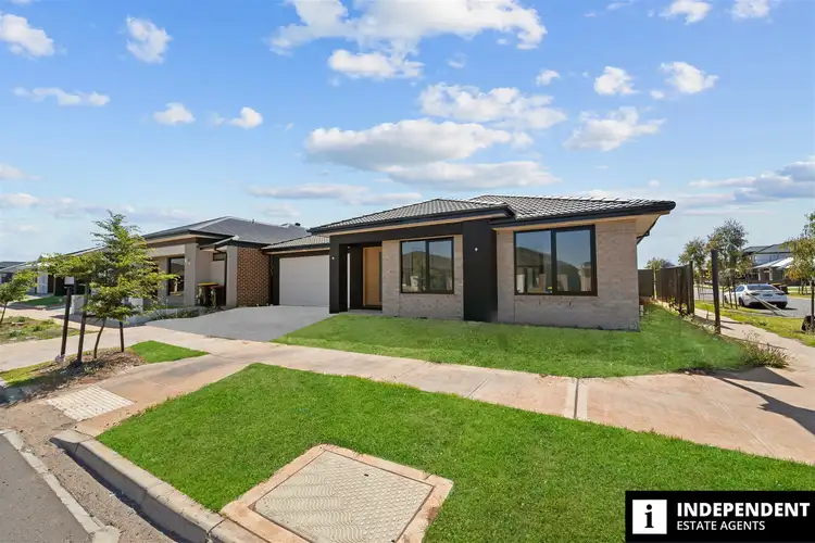 Second view of Homely house listing, 16 Ravenscraig Dr,, Strathtulloh VIC 3338