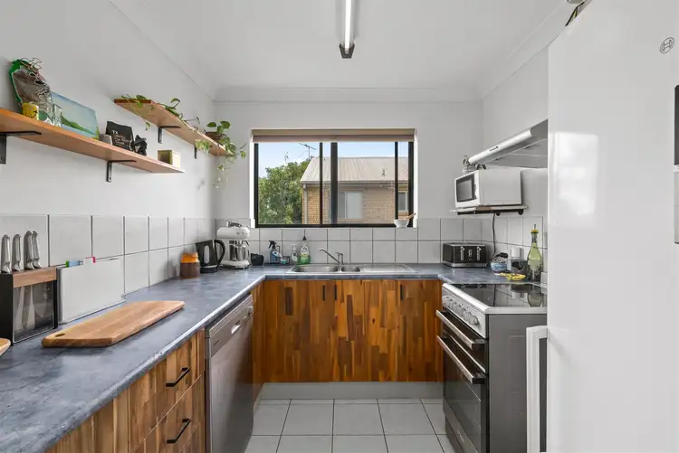 Third view of Homely unit listing, 6/12 Weston Street, Coorparoo QLD 4151