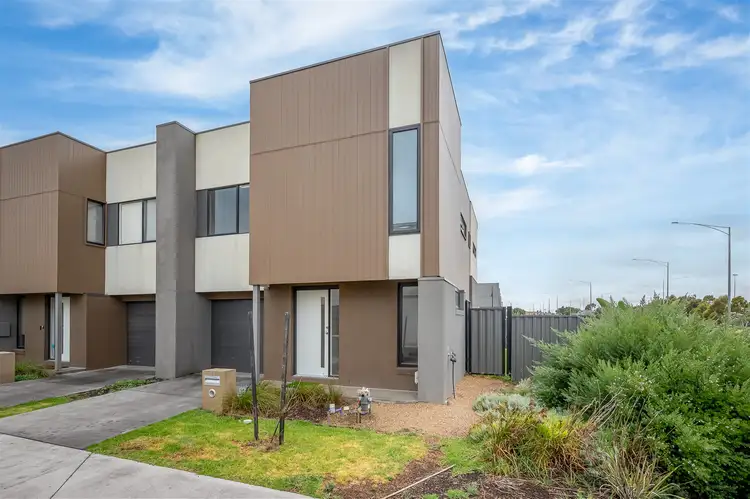 38 Tanzanite Circuit, Craigieburn VIC 3064