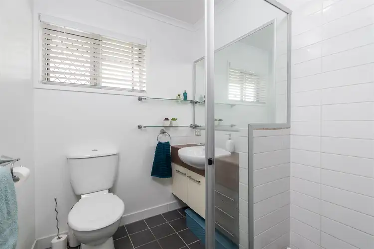 Seventh view of Homely unit listing, 2/40 Weston Street, Coorparoo QLD 4151