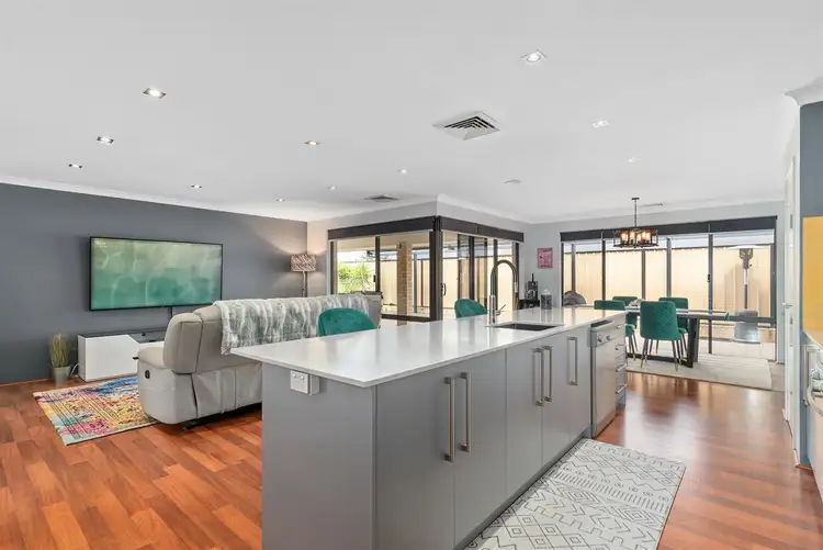 Sixth view of Homely house listing, 31 Rocklands Loop, Carramar WA 6031