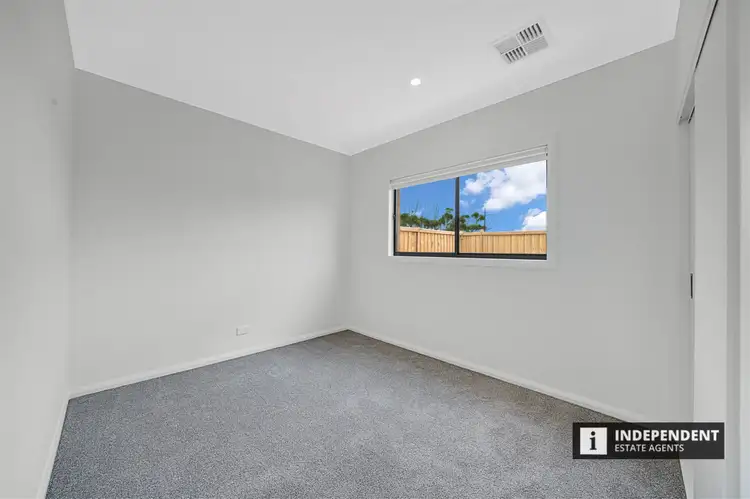 Seventh view of Homely house listing, 17 Belle-Fleur Way, Brookfield VIC 3338