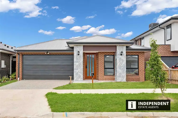 19 Italianate Avenue, Deanside VIC 3336