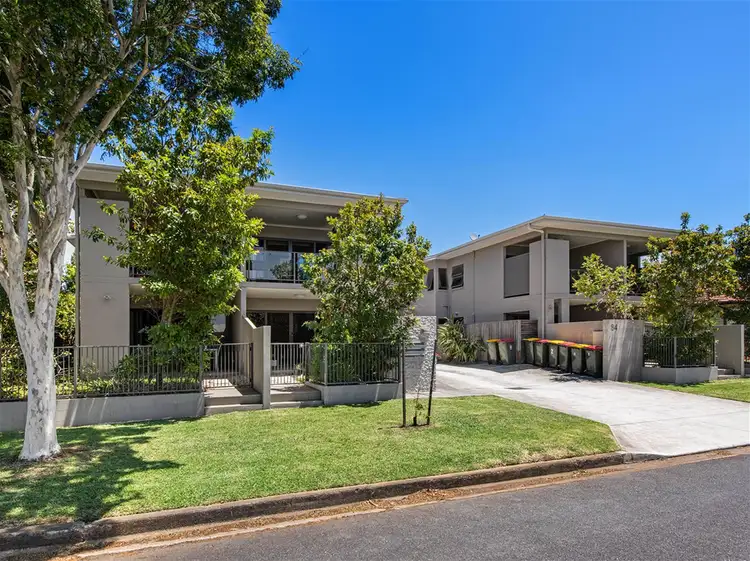 8/84 Hirschfield Street