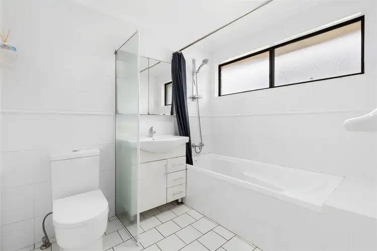 Fifth view of Homely house listing, 4 Boz Place, Ambarvale NSW 2560