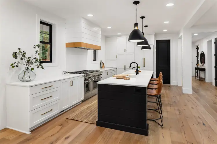 5.04/12-18 Crombie St, Milton QLD 4064