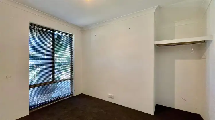 Fifth view of Homely house listing, 28 Logpine Crescent, Camillo WA 6111