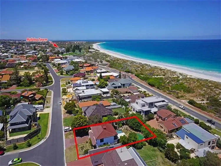 23 Page Dr, Mullaloo WA 6027